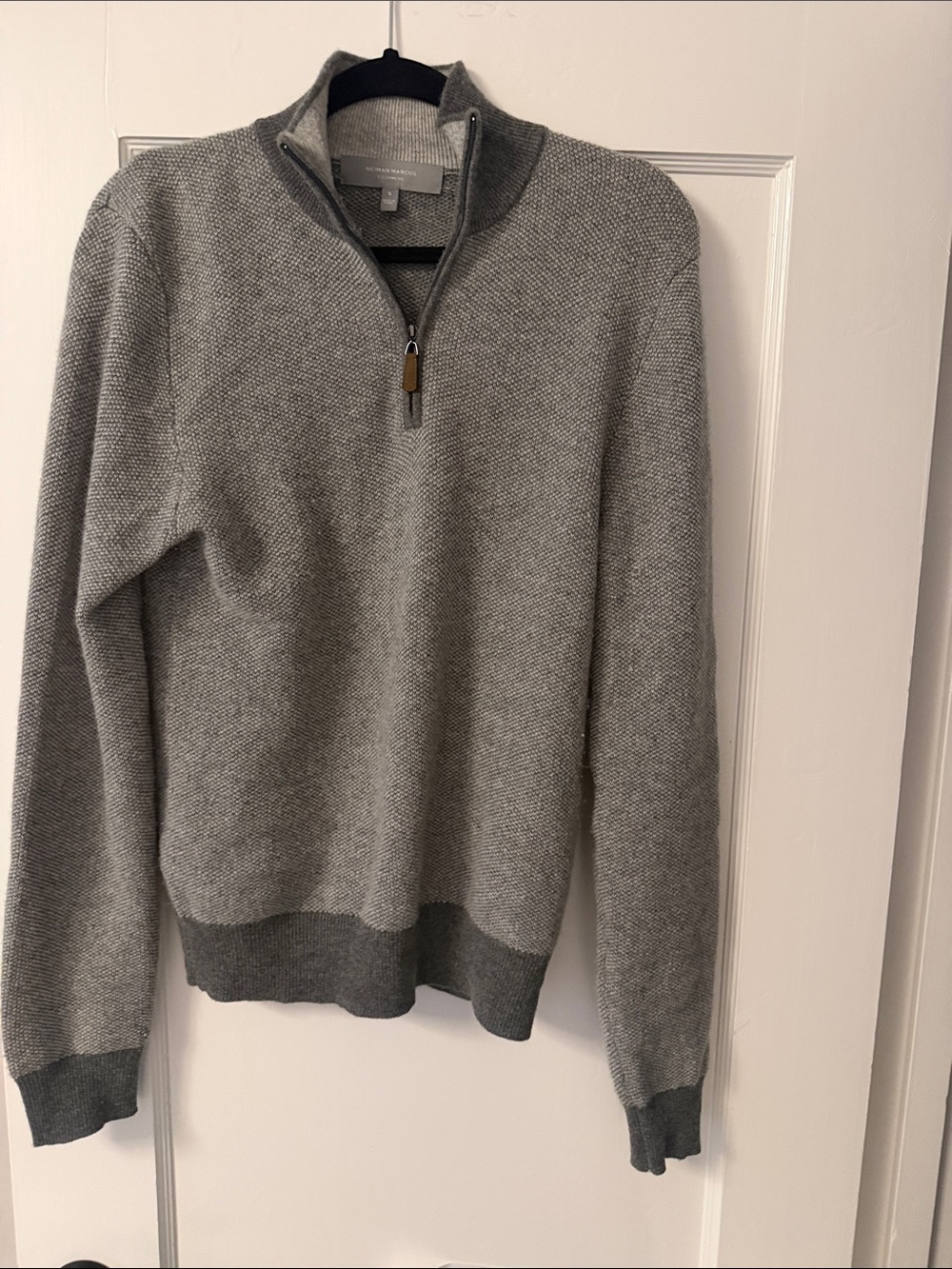 Neiman Marcus Cashmere Grey Quarter zip